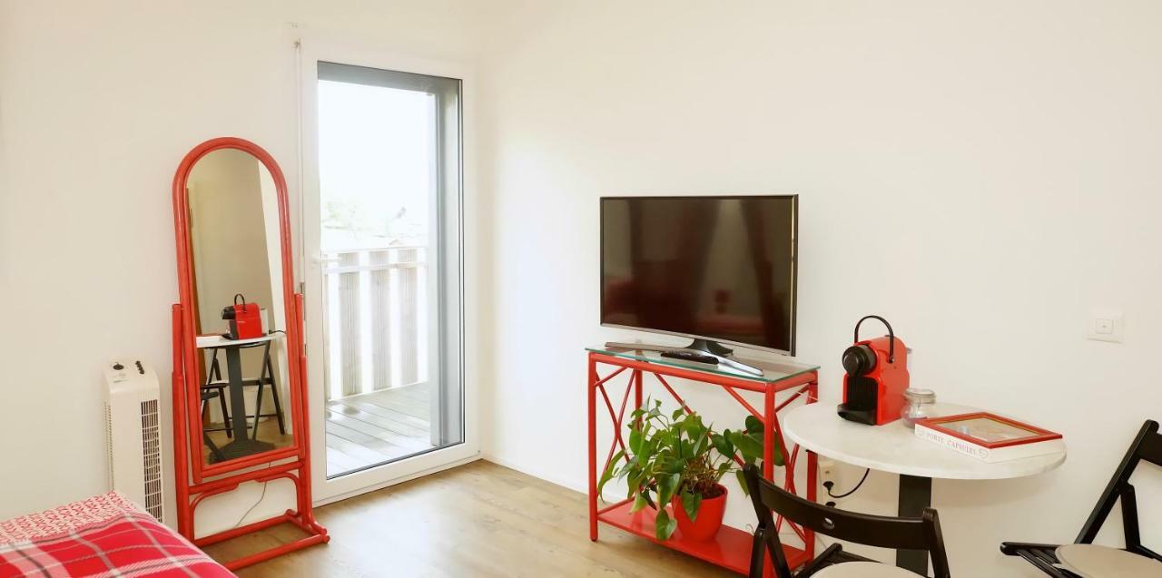 Cave Du Treyblanc Bed & Breakfast Luins Luaran gambar